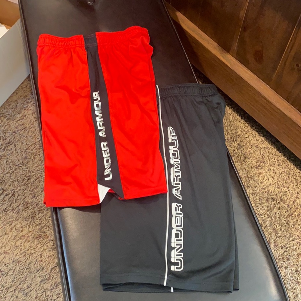 Youth Under armor basketball shorts Large 2 pair